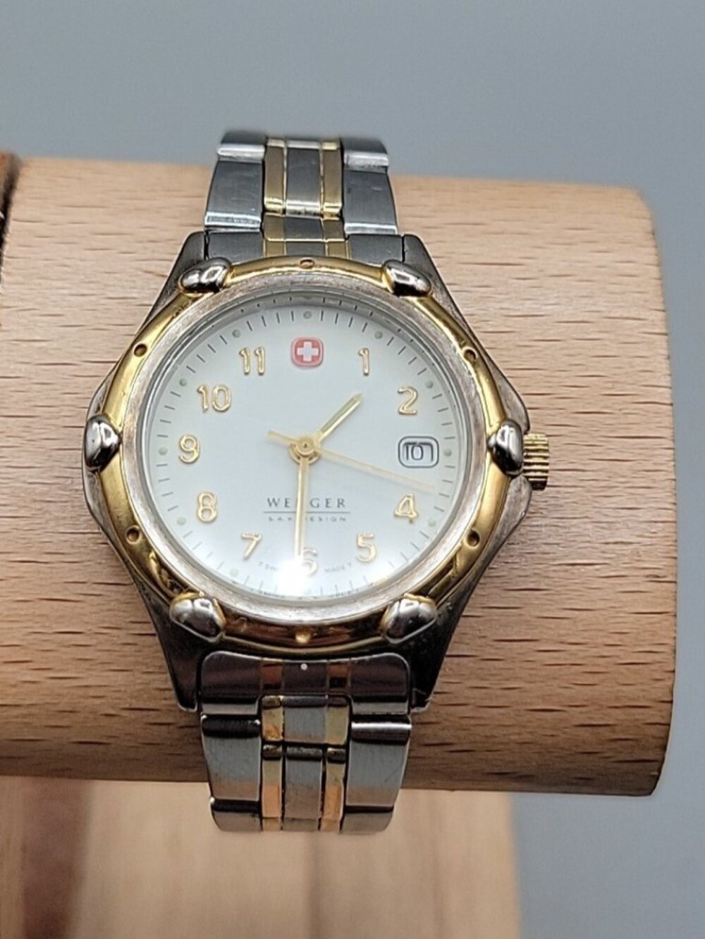Vtg Wenger SAK Design Ladies Watch Two Tone Date White Dial 100M Water Res 29mm - Picture 1 of 15